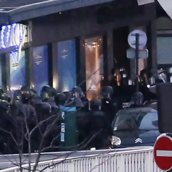 operativo París sospechoso 13