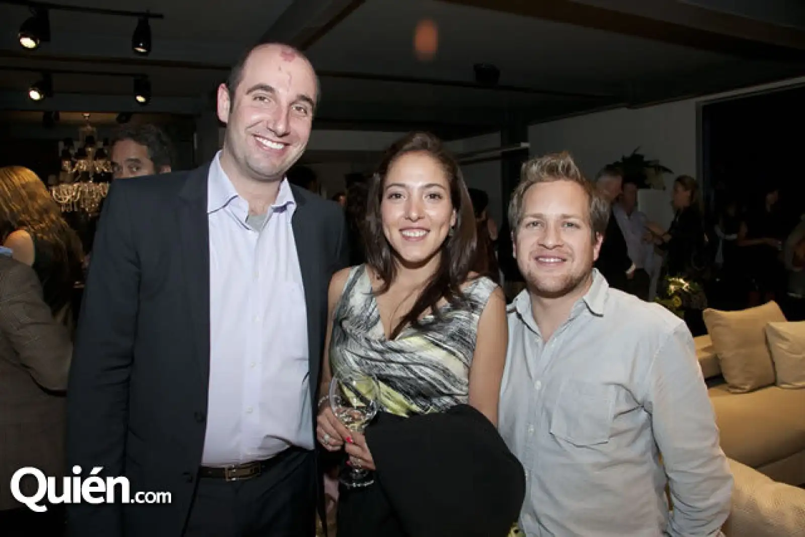 Jurgen Freyer,Diana Juárez y Erick Sauri