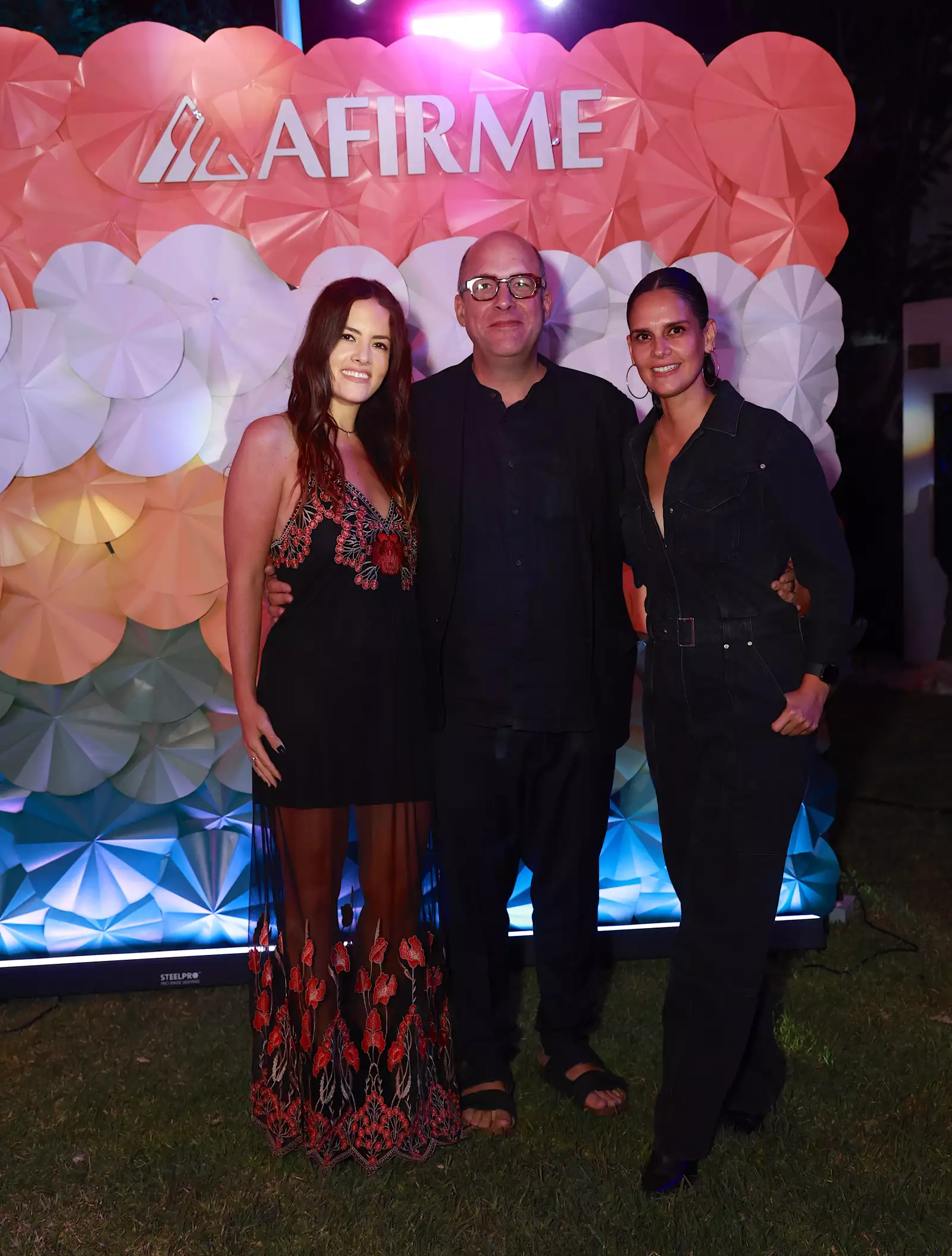 Mara Ortega, Noé Suro y Claudia de Anda