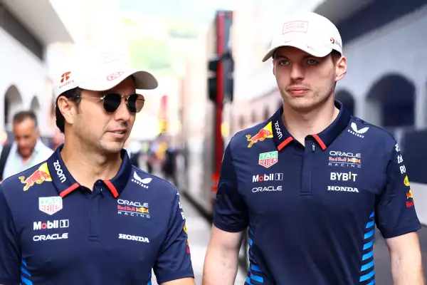 Sergio "Checo" Pérez y Max Verstappen