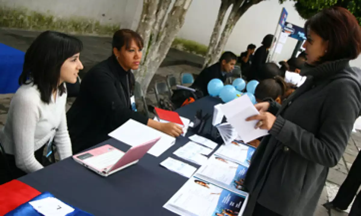La estimación en el número de empleos que se podrían crear a partir de la reforma es complicada, dice el CEESP. (Foto: Notimex)