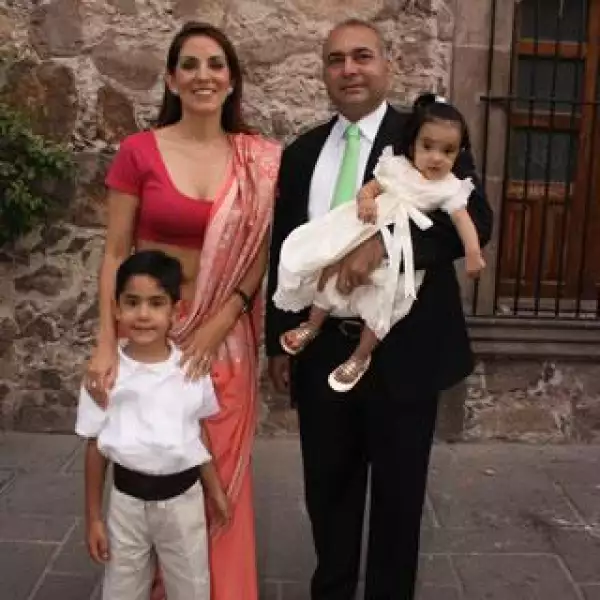 Tony,Maru Rouss,Gonzalo y María Antonia Sandhú