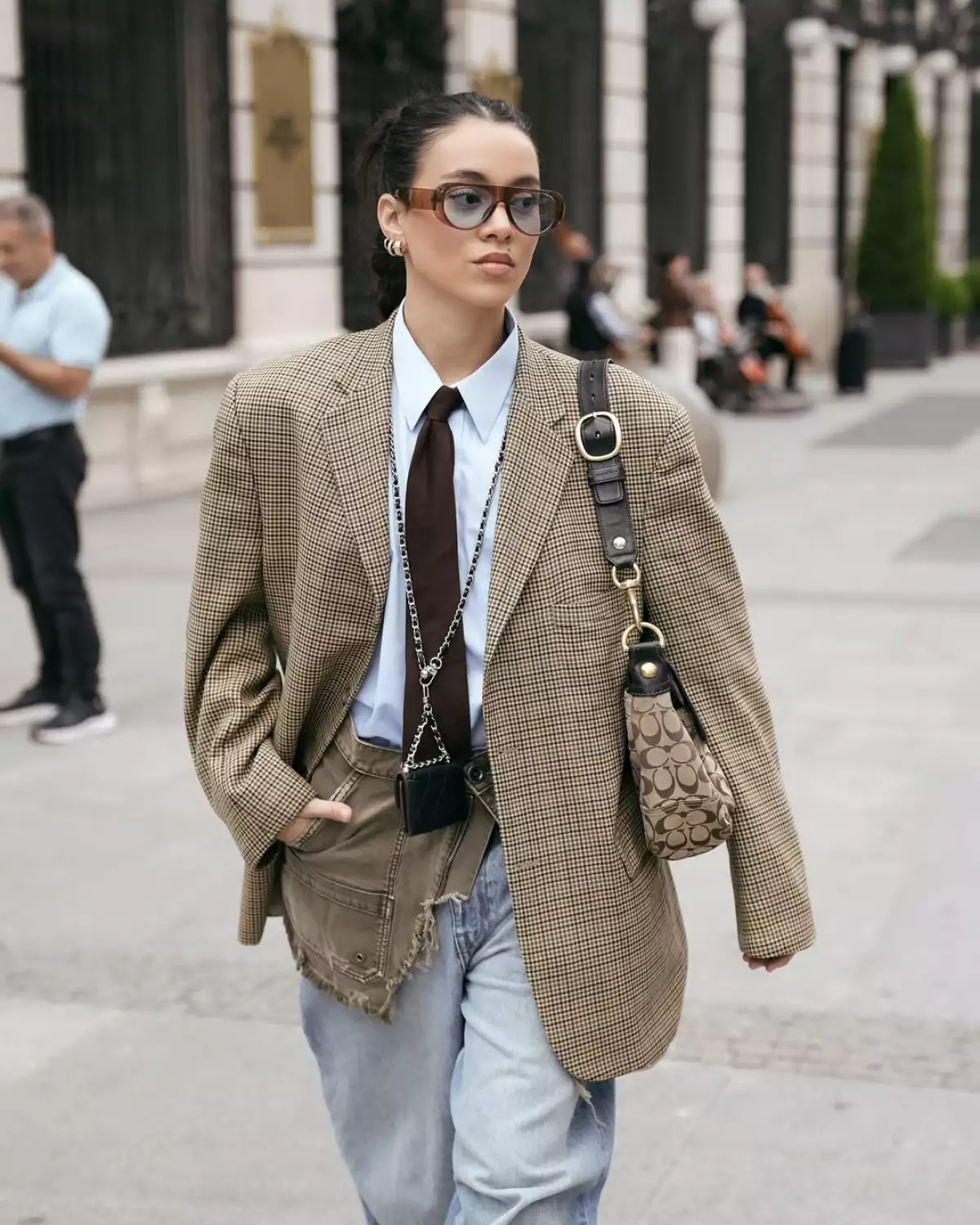 casual corbata look.jpg