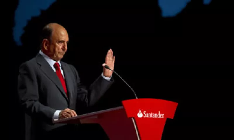 Según la acusación, Emilio Botín y su familia pudieron haber cometido alguna irregularidad entre 2005 y 2009. (Foto: AP)