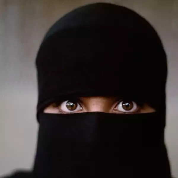 El fotógrafo Steve McCurry pasa revista a su carrera