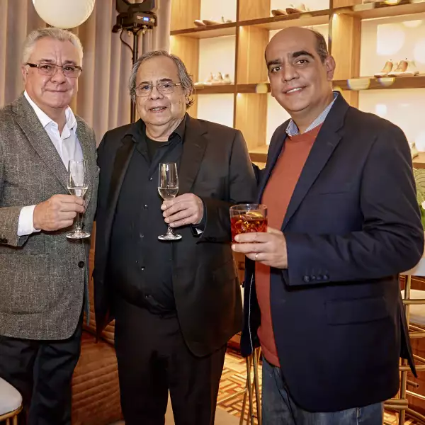 JULIO SOTO_JAZZAMOART VAZQUEZ_VAZQUEZ JAZZAMOART.jpg