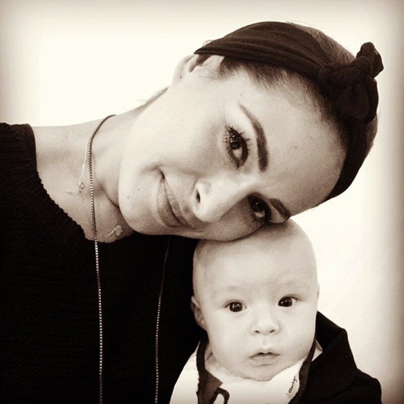 La conductora de televisión platicó que Mateo acaba de cumplir cinco meses y que no sabe cómo pudo estar tanto tiempo de su vida sin él.