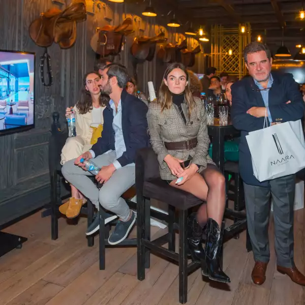 Presentación Naara La Mexicana