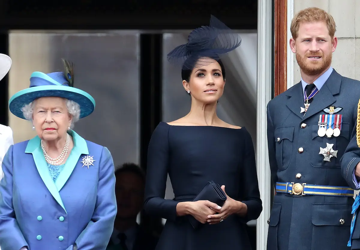 reina-isabel-meghan-harry