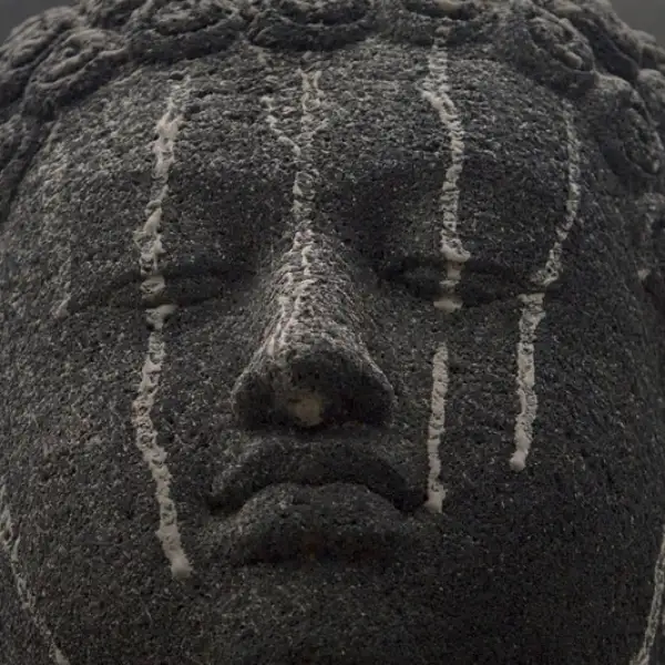 figura de un buda en borubudur