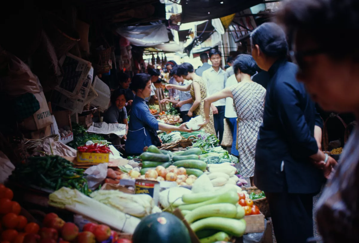 El valor de los alimentos en China cayó un 1.4% en abril, lo que india que el reciente repunte de la inflación sería pasajero.