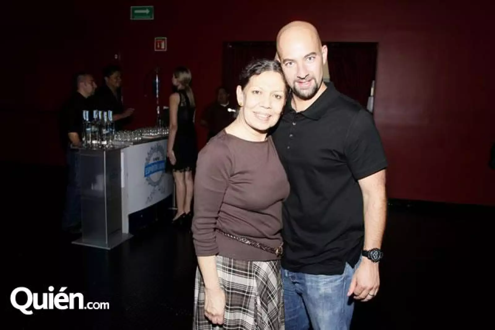 Luisa Huertas y Mike Contreras