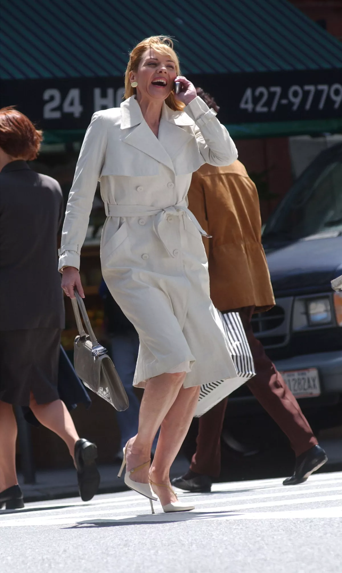 Kim Cattrall On The Set of "Sex and the City"