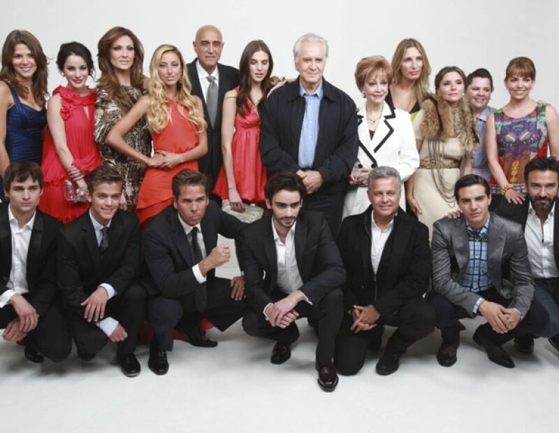 La actriz Lisset, quien forma parte del elenco, aseguró que la producción de la serie está teniendo todos los cuidados necesarios para mantener el bienestar de los involucrados en la grabación.
