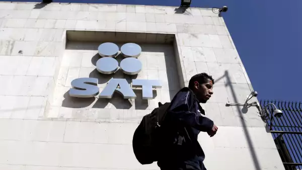 Último reporte del SAT revela cuánto le deben los contribuyentes: son billones