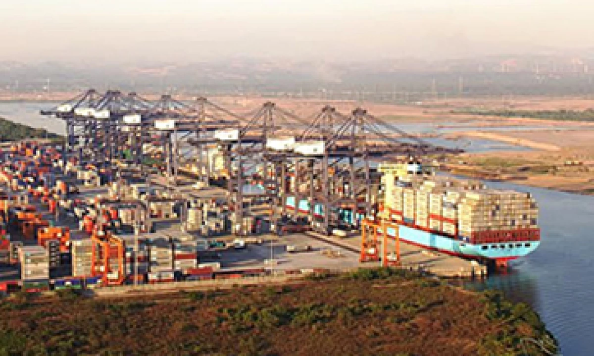 El Gobierno tomó el control del puerto de Lázaro Cárdenas para detener las exportaciones ilegales de hierro. (Foto: Tomada de puertolazarocardenas.com.mx)