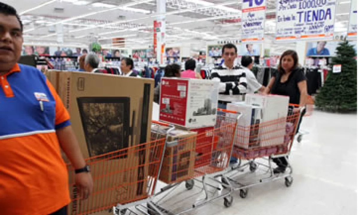 Analistas no descartan que muchos consumidores hayan aprovechado el Buen Fin para adelantar compras que normalmente hacen en diciembre. (Foto: Notimex)