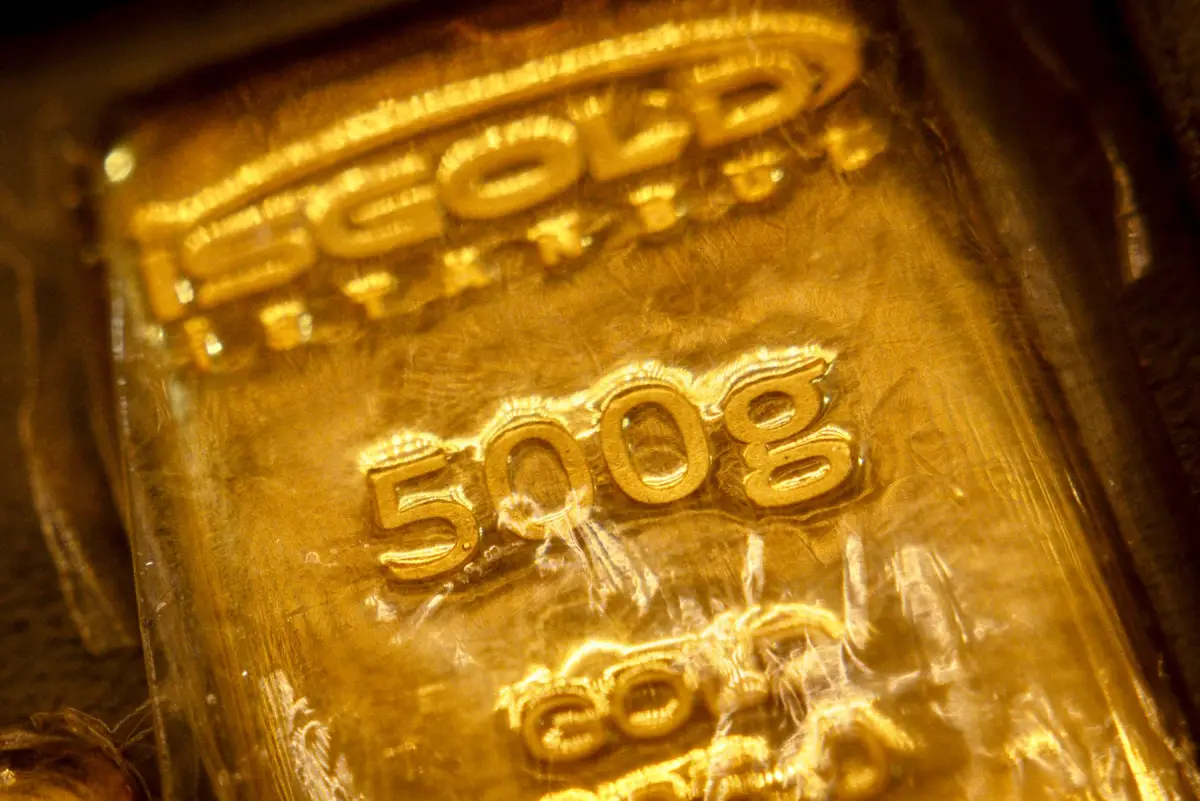 Precio del oro bajo 2026 invertir