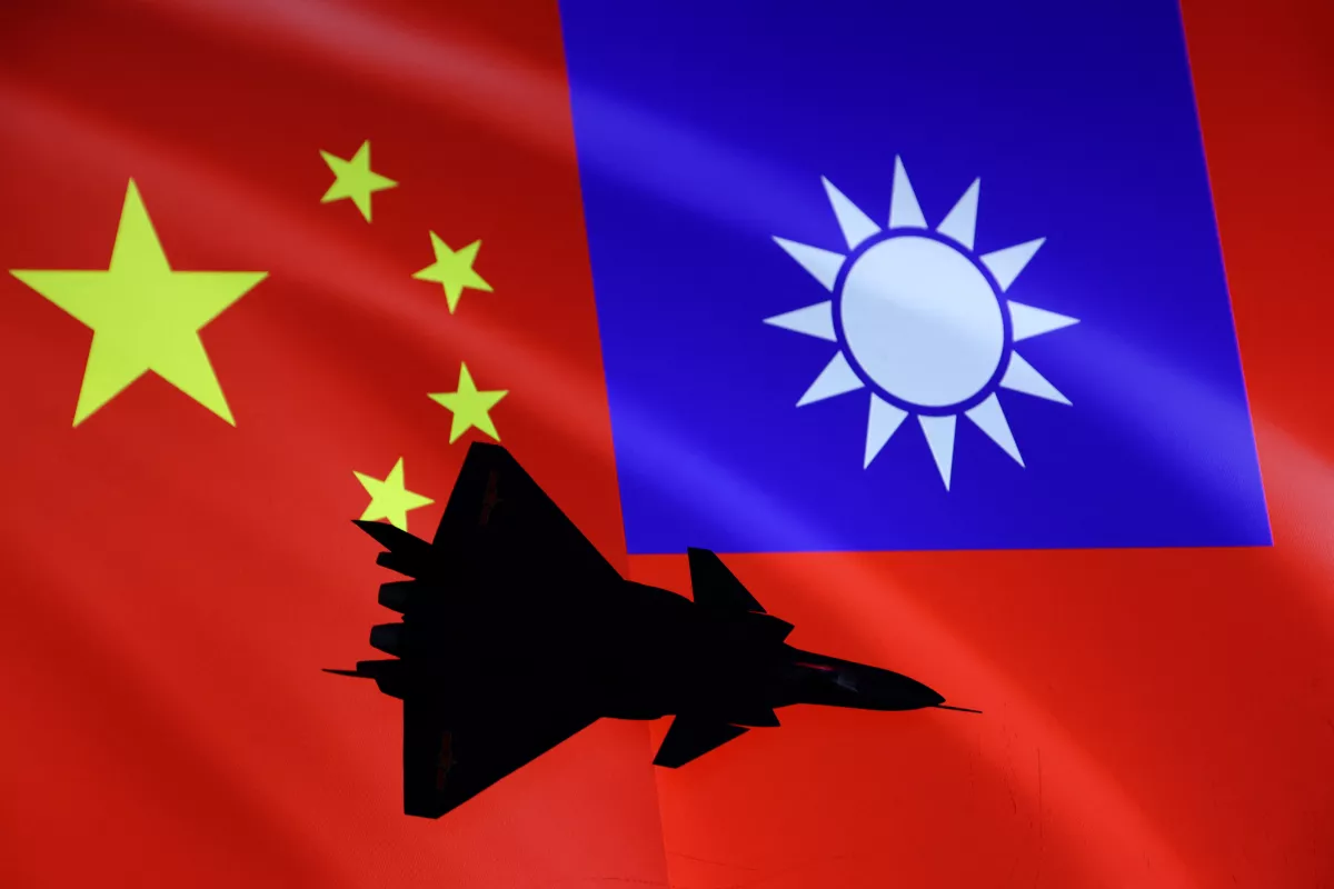 La ilustración muestra banderas de aviones, chinos y taiwaneses