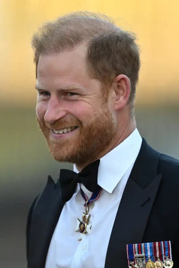 El príncipe Harry reaparece en público tras su regreso a Reino Unido