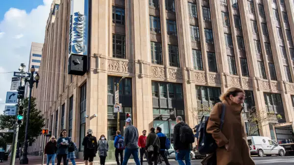 Twitter recibe demanda por no pagar la rente