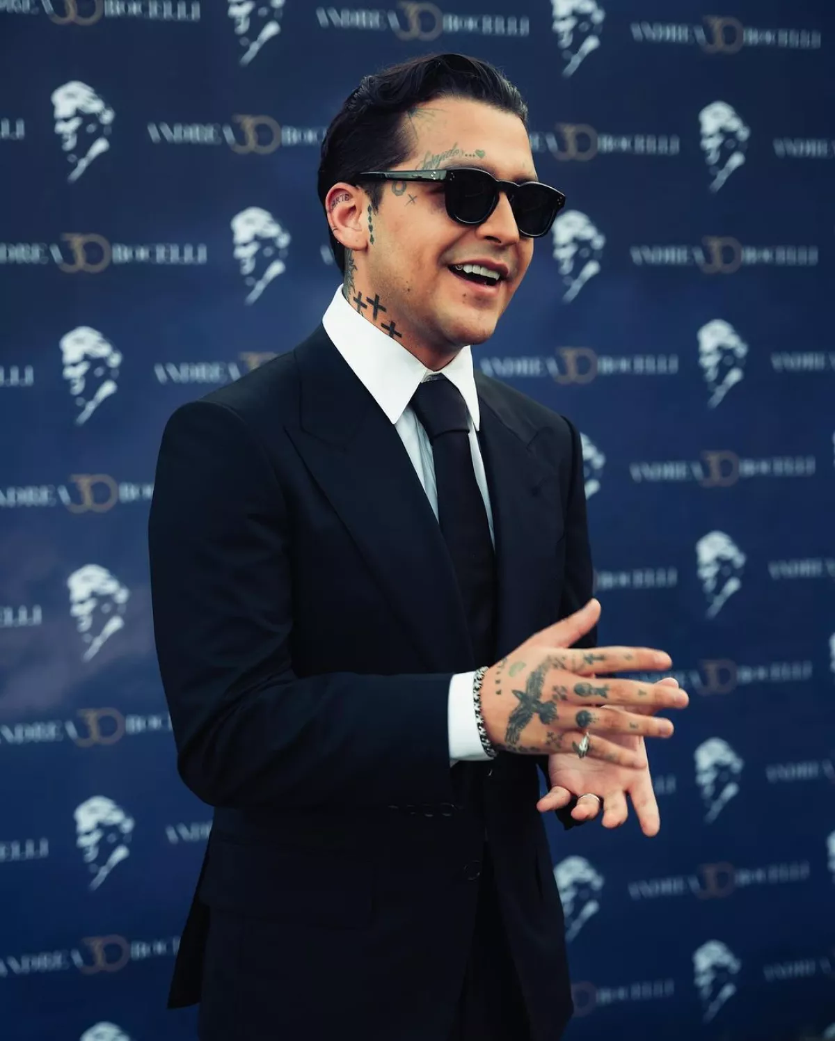 christian-nodal-bocelli.jpg