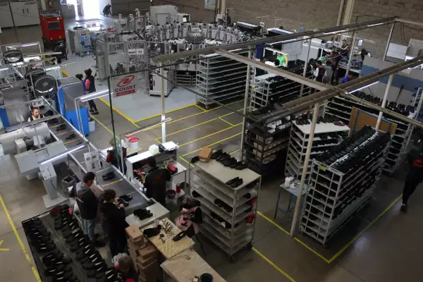 La planta de León tiene 10,000 m2 y previo a la pandemia daba empleo a unas 900 personas.