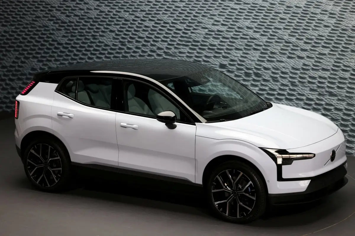 plan-volvo-aranceles-ex30-chino