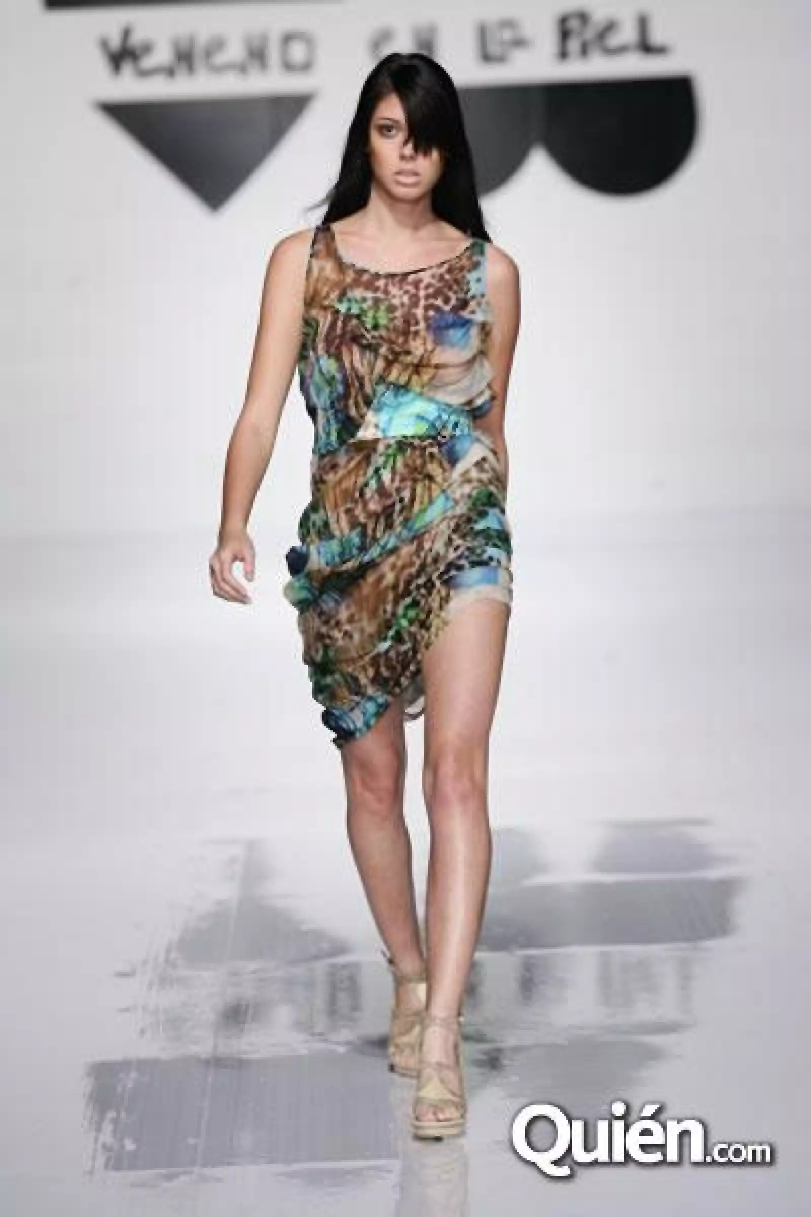 IDM Pasarela Veneno en la piel