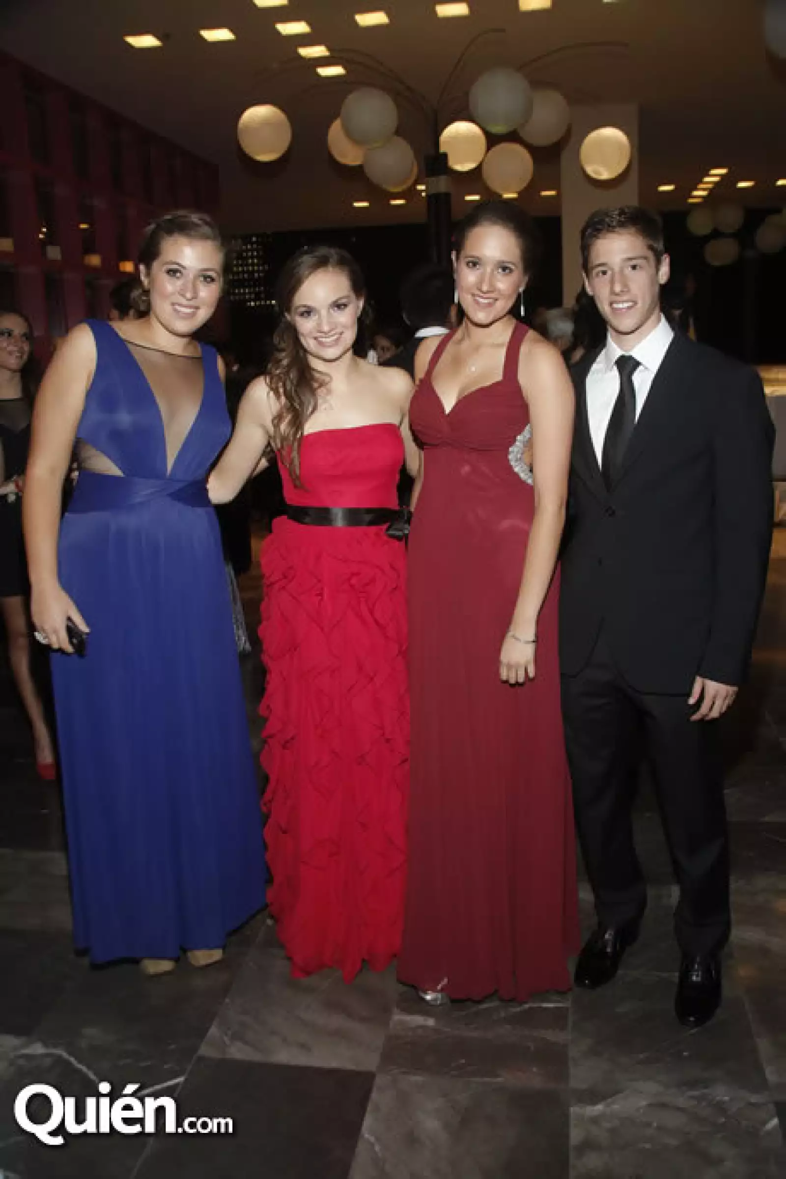Mara Escudero, Ana Paula Fernández, Daniela Álvarez y Daniel Pérez Gil
