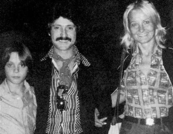 Luis Miguel con sus padres, Luisito Rey y Marcela Basteri.