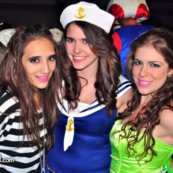 Renne Ruiz,Melissa Aladro y Alexia Hernández