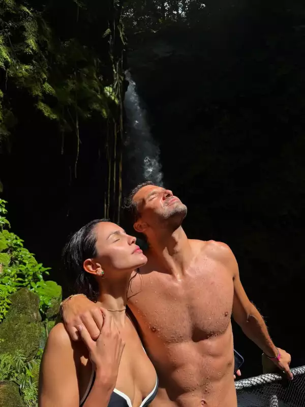 looks-eiza-gonzalez-grigor-dimitrov