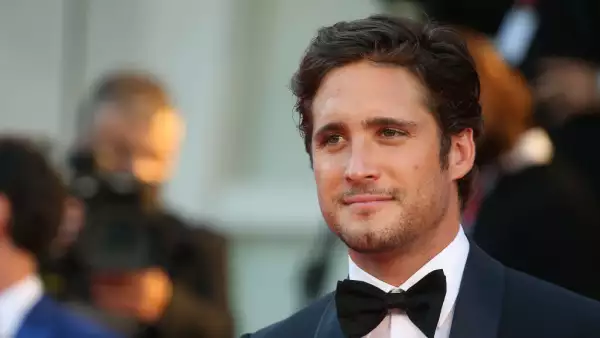 Diego Boneta