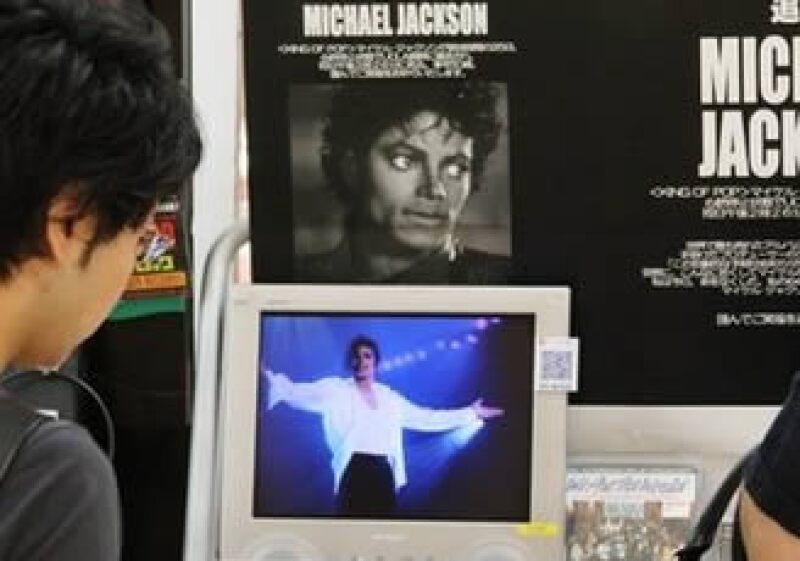 Los sitios en Internet colapsaron por el volúmen de visitantes que opinaban o buscaban información relacionada con Michael Jackson. (Foto: AP)