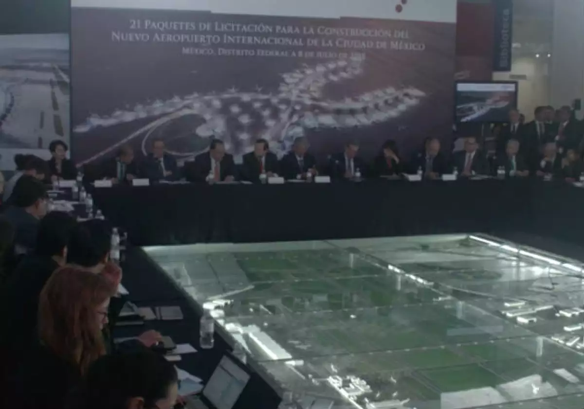 SCT anuncia licitaciones para el nuevo aeropuerto