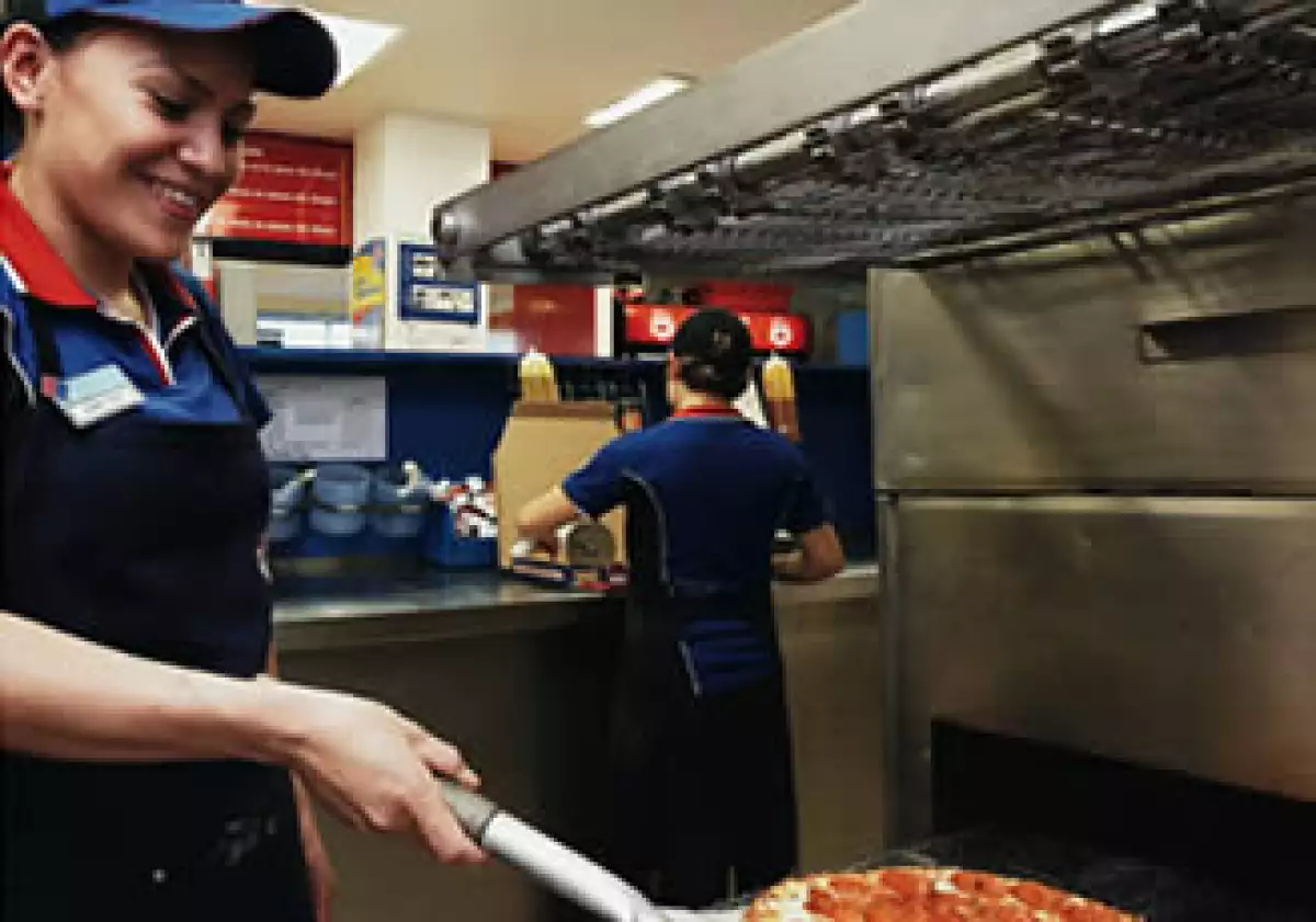 Una nueva receta de pizzas empujó las ventas de la empresa. (Foto: Especial)