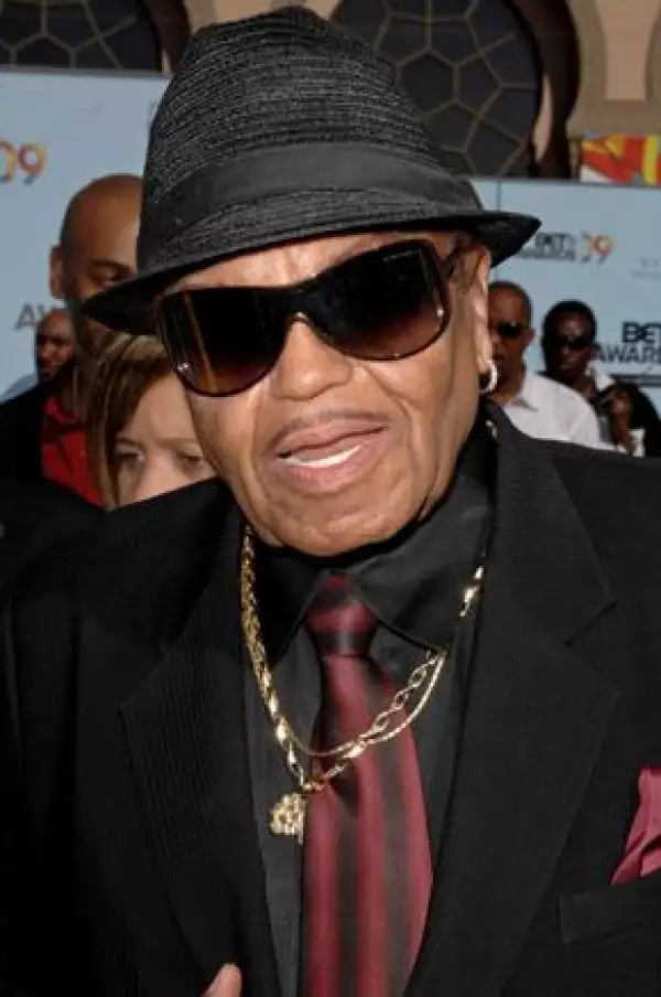 Joe Jackson confía plenamente en las facultades de sus nietos que, aún no siendo hijos biológicos del cantante, sí ve en ellos una mina de oro para convertirlos en la mejor "backing band" del mundo.