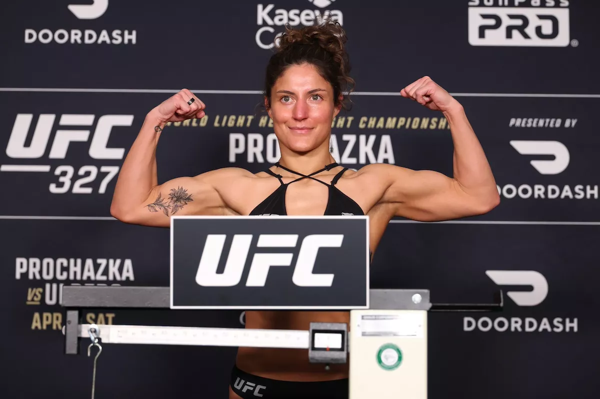 UFC 327: Procházka v Ulberg - Official Weigh-in