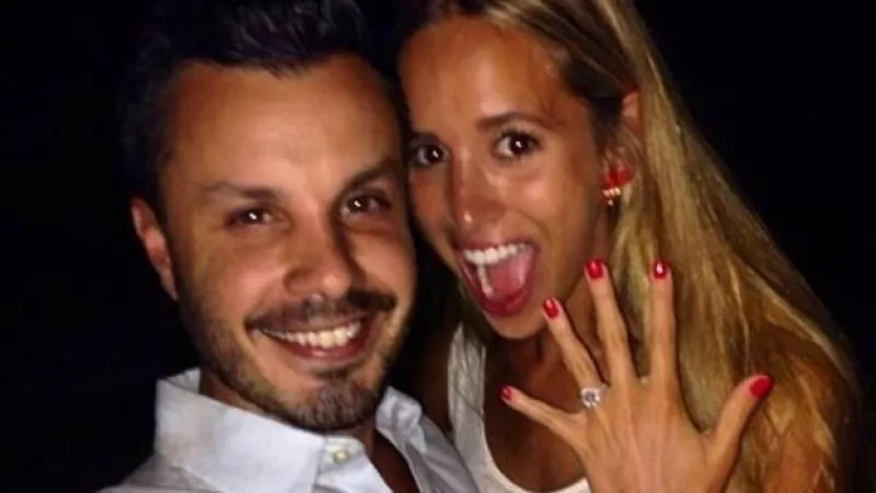 Luego de un año de noviazgo, Javier Díaz pidió matrimonio a su novia Carla Zepeda, instructora de pilates.