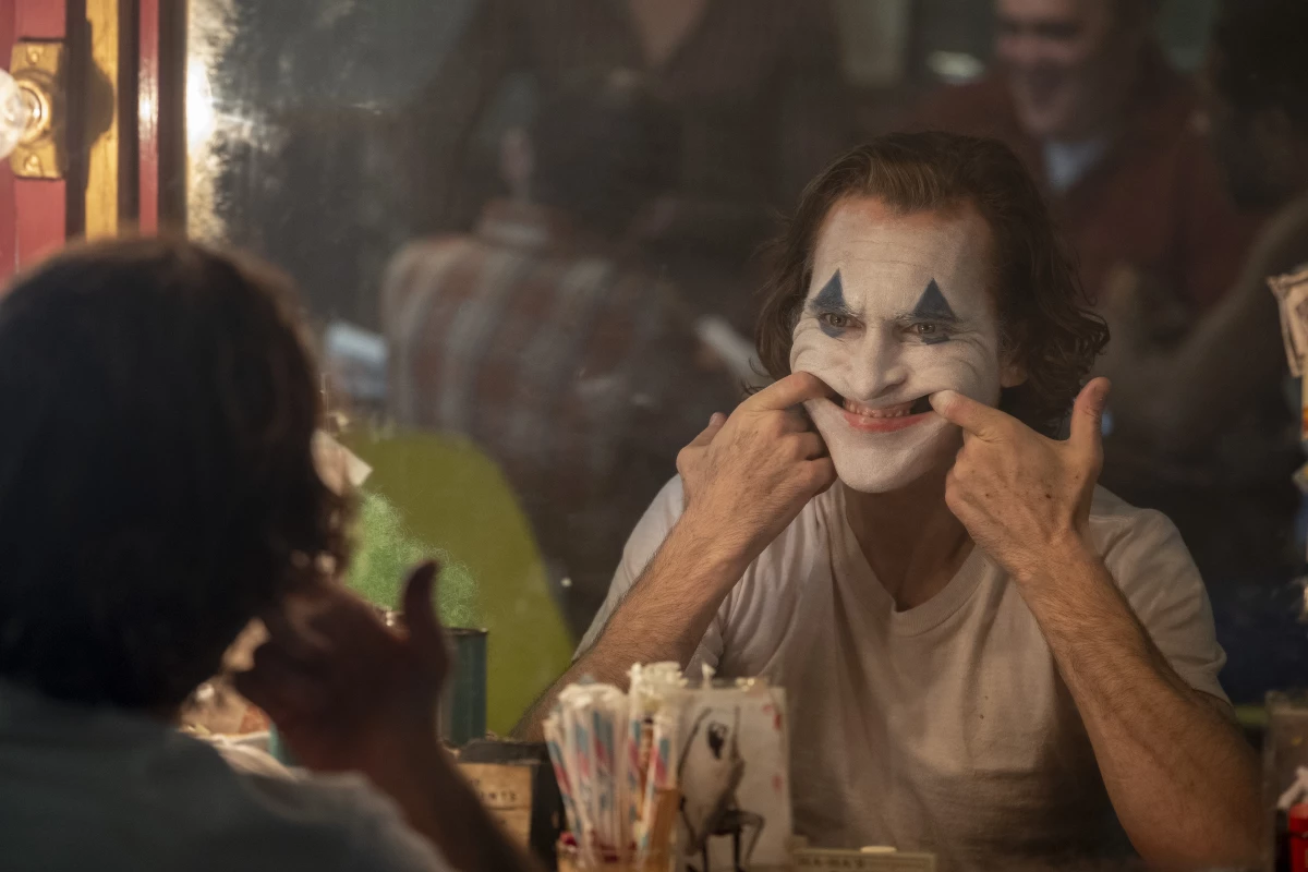 JOKER JOAQUIN PHOENIX.jpeg