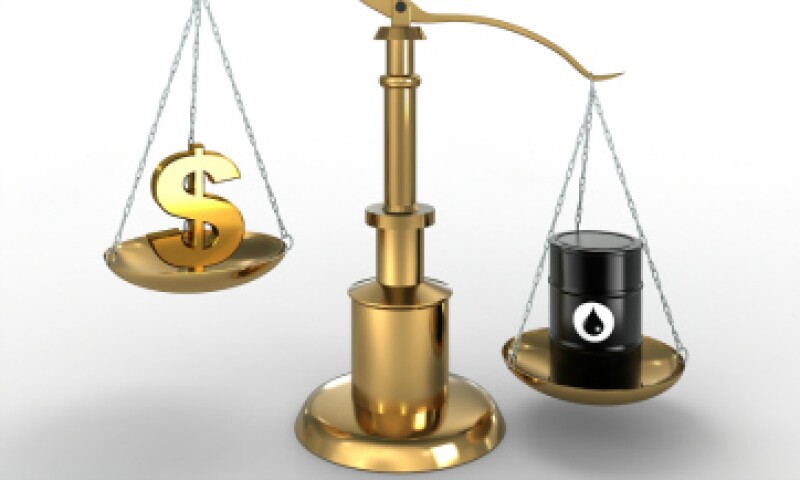 Los precios del petróleo, considera el autor, son afectados por los movimientos de la Bolsa. (Foto: iStock by GettyImages)