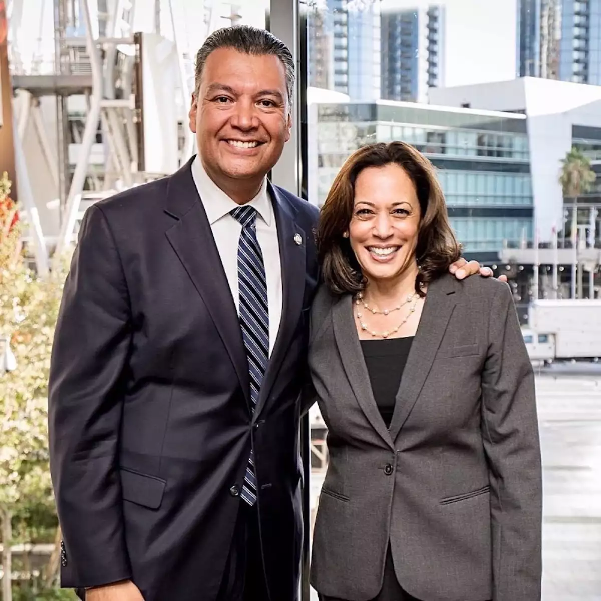 alex-padilla-kamala.jpg