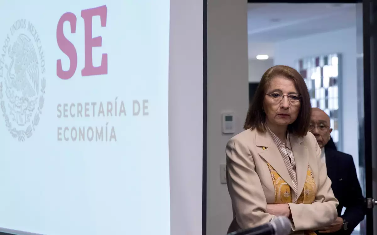 Luz María de la Mora sale de la Secretaría de Economía