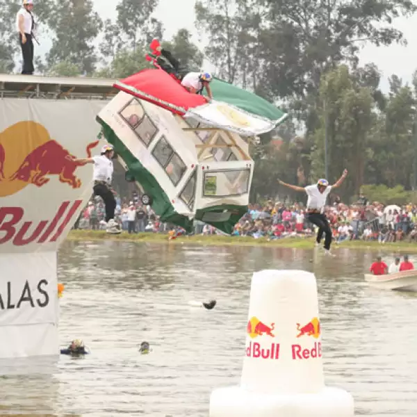 Flugtag Red Bull.