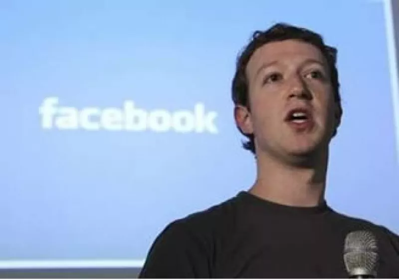 Con la inversión de Goldman Sachs y Digital Sky Technologies, Facebook se valuó en 50,000 mdd. (Foto: Reuters)