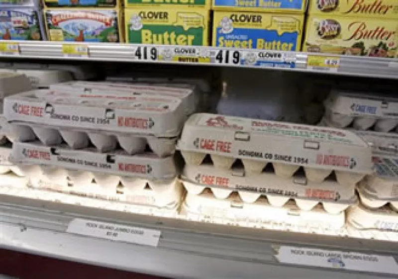 Los precios de alimentos continúan 37% arriba en comparación con mayo de 2010. (Foto: AP)