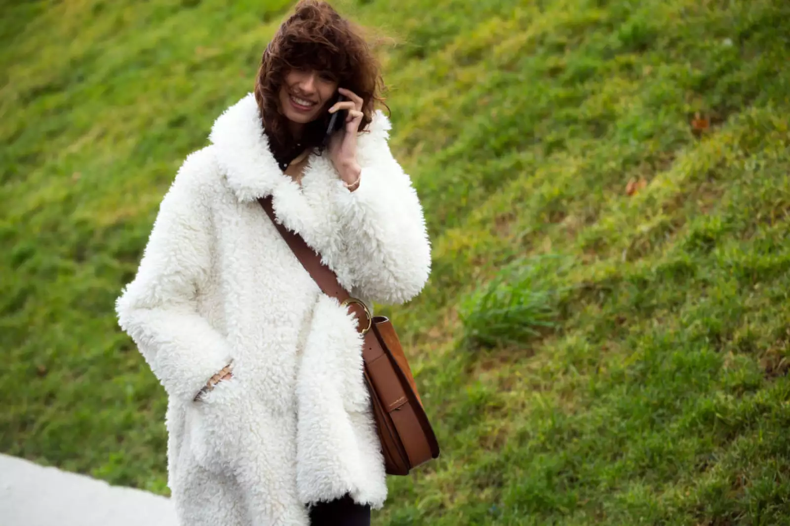 Street Style -Paris Fashion Week - Menswear Fall Winter 2018-2019 : Day Three