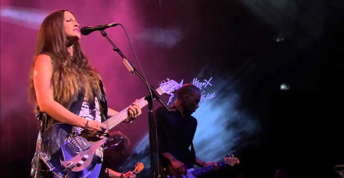 Alanis Morissette