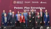 Especialistas cuestionan rescate de Pemex con su nueva estrategia
